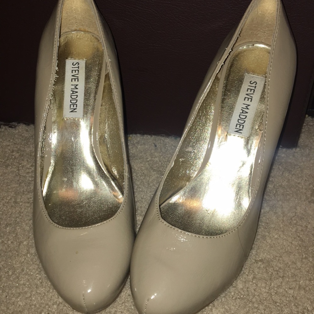 Steve Madden | Nude Heels